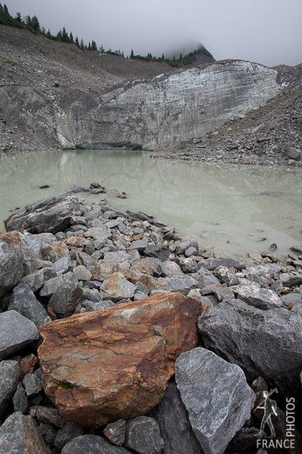 The Bionnassay glacier lake