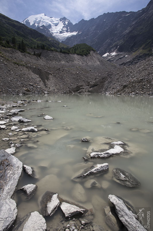 Bionnassay glacier lake