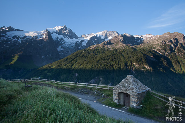 Roadside oratory