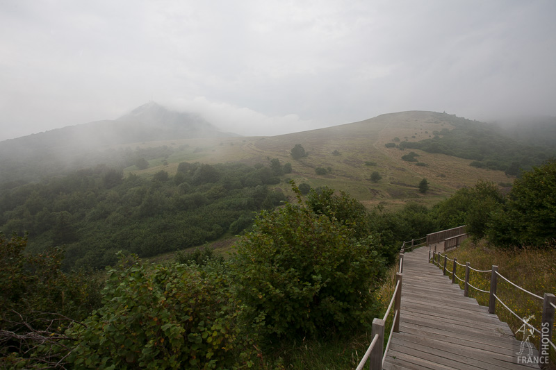 Platforms on the side of Puy Pariou - misty