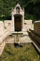 Sacred fountain in the Daoulas gardens