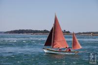 Old sailboat in currents