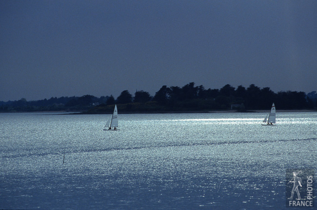 Sailing in the light