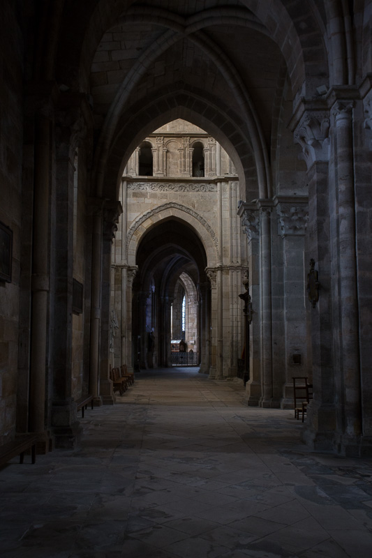 Saint-Mammès cathedral aisle