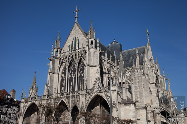 Saint Urbain church front