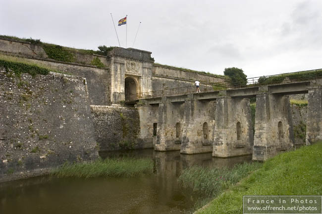 Bridge at the castle Oléron