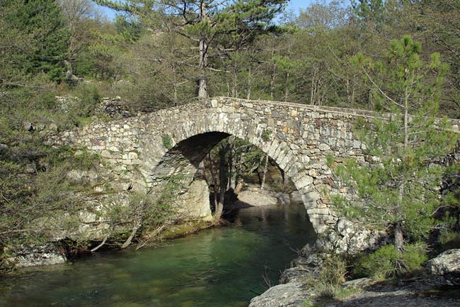 Genoan bridge near Albertacce