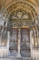 Saint Loup de Naud portal