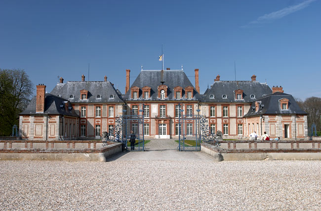 Castle of Breteuil main building