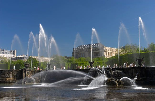 Bassin de Neptune in water