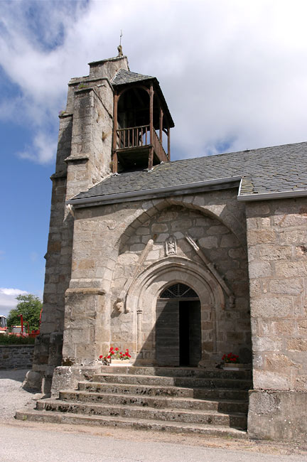 The church of Couffy sur Sarsonne