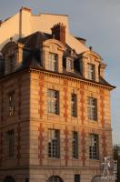 Brick houses near the Pont Neuf