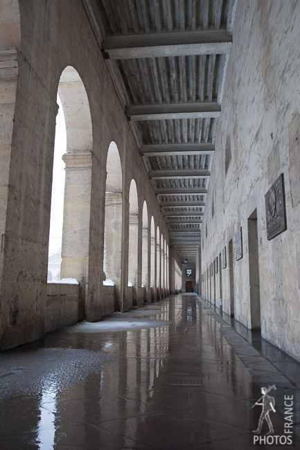 Wet corridor