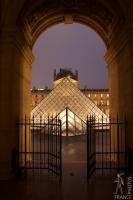 Louvre pyramid perspective