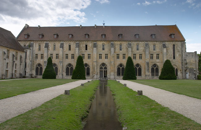 Royaumont main building seen from the front